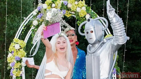 Aleyna Tilki ‘Aleyna bebe postu’ dedi banyodan paylaştı! Gören şaştı kaldı cüretkar pozu sosyal medyaya damga vurdu - 16