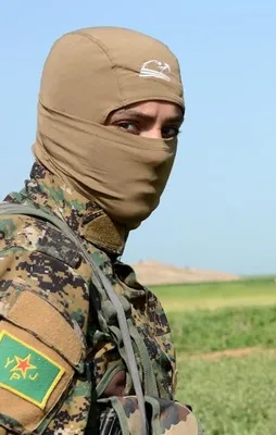 ABD'li asker YPG üniformasıyla yakalandı