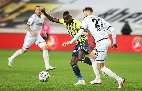 fenerbahce-tek-atti-3-aldi-fenerbahce-1-0-denizlispor-mac-sonucu-ozet-1617645830808.jpeg