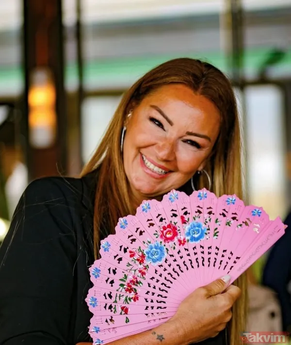 Kim der 50 yaşında! Pınar Altuğ doğum günü pozlarıyla ortalığı salladı! Yağmur Atacan ve Su Atacan'dan peş peşe paylaşım - 7