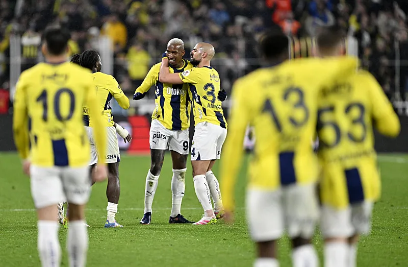 Fenerbahçe ve Galatasaray'ın transfer savaşı! Kale o isme emanet - 2