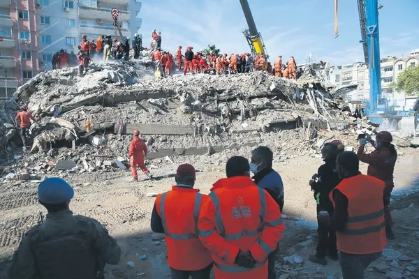 Hayatları 7'ler! Dükkan duvarları yıkılarak birleştirilmiş-2