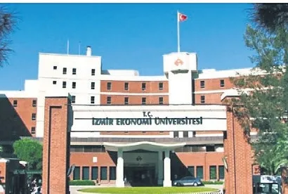 Üniversitede skandal oylama