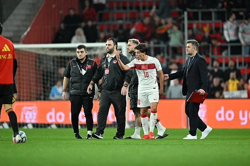 onur-ozkan-1791008523485.jpeg Montella'ya yaylım ateşi! Spor yazarlarından flaş yorumlar-8