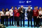 Başkan Erdoğan'a Türkiye Yüzyılı Maarif Modeli Tanıtım Programı'nda öğrencilerden sevgi seli