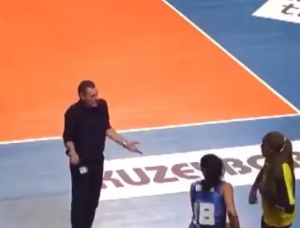 zoran-terzicten-buse-unala-olay-hareket-taraftarlar-ayaga-kalkti-1669470688531.jpg Zoran Terzic’ten Buse Ünal'a olay hareket! Taraftarlar ayağa kalktı-3