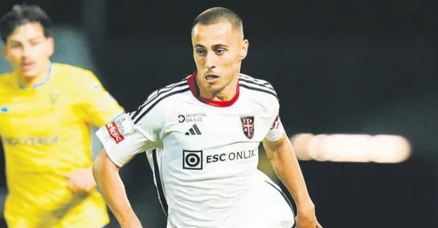 Leonardo sürprizi: Sol bek arayan Galatasaray'a Scout ekibinden tavsiye geldi