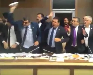 CHP ve HDP’li vekillerden büyük provokasyon