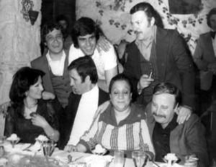 Ünlülerin görmediğiniz nostaljik fotoğrafları