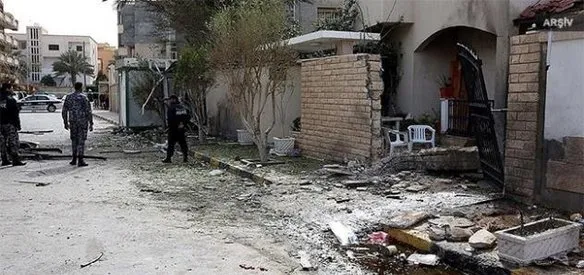 Libya'nın kuzeybatısındaki Zlitan kentinde polis eğitim merkezine düzenlenen bombalı saldırıda en az 50 kişi öldü, 127 kişi yaralandı.