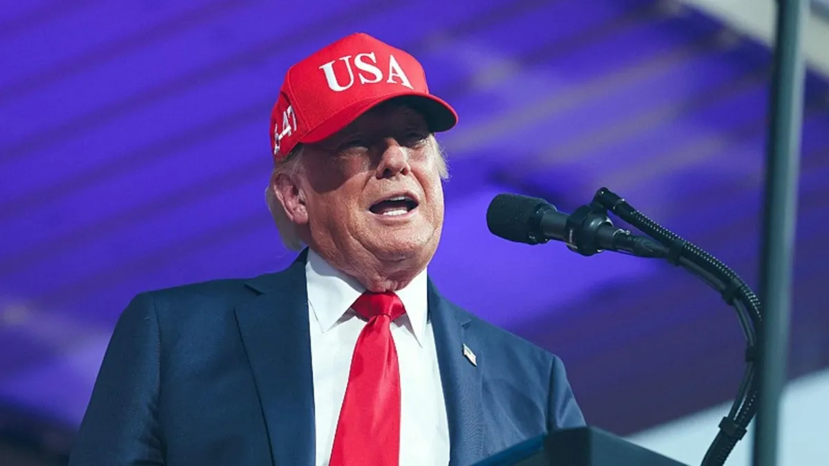 ABD Başkanı Trump'tan kritik İran çıkışı: İçeri girip onları yok etmek istiyor muyum, istemiyor muyum?