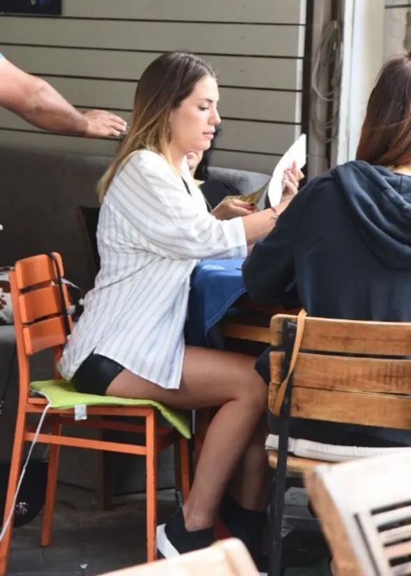 Sette taciz skandalı büyüyor! Dava açılırsa Özge’nin yanındayız-7