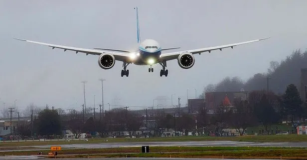 Dünyanın en büyüğü Boeing 777X’in ilk deneme uçuşunu yaptı