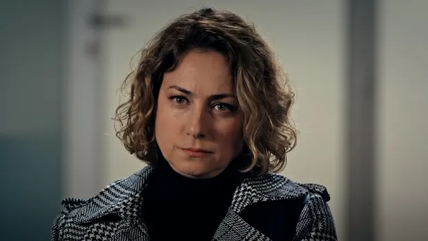 alayini-hedef-tahtasina-koydu-edho-180-bolum-fragmaninda-ihanetle-gozu-donen-behzat-mermi-yagdiriyor-1611593668299.jpg Alayını hedefe koydu! EDHO 180. bölüm fragmanında ihanetle şirazeyi kaçıran Behzat mermi yağdırıyor-4