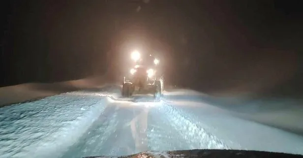 Karapet’te etkili olan tipi ve kar yağışı nedeniyle tünelde mahsur kalan 25 kişi kurtarıldı