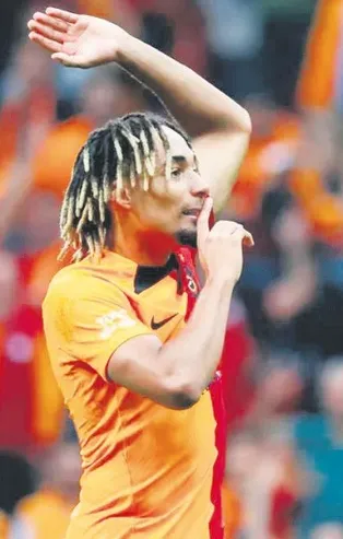 Lyon’dan Sacha Boey'e teklif! Dursun Özbek ve kurmayları reddetti