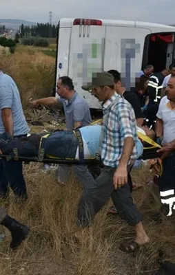 Yolcu otobüsü devrildi! Çok sayıda ölü ve yaralı var