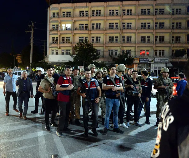 Özel harekat, jandarma, çevik kuvvet geldi! Tokat'ta ortalık karıştı-4