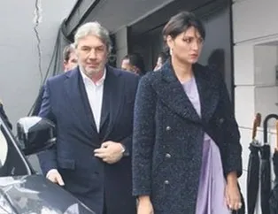 Sosyeteden şok haber! Mehmet Dereli'nin sevgilisi hamile ancak kendisinden değil