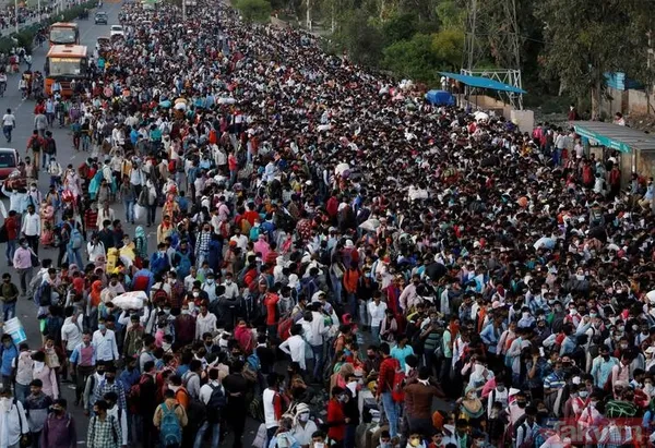 Goutam Lal Meena, Hava Sıcaklığının Artmasıyla Birlikte Sandaletleriyle Yürümüş, Su Ve Bisküvi İle Hayatta Kalmış. Hindistan 24 Mart Gecesi Koronavirüsün...