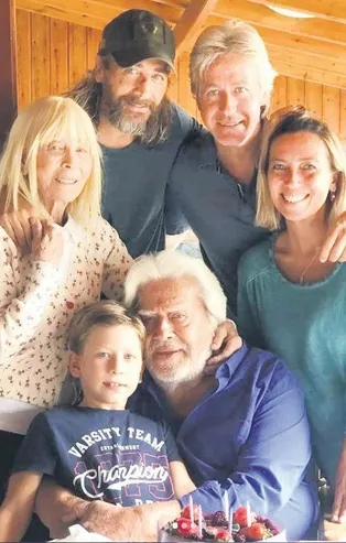 Cüneyt Arkın’ın ölmeden önce hazırladığı vasiyetnamede büyük şok