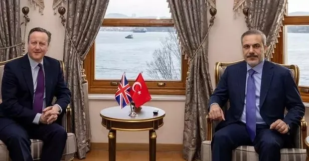 Son dakika: Dışişleri Bakanı Hakan Fidan İngiliz mevkidaşı ile görüştü