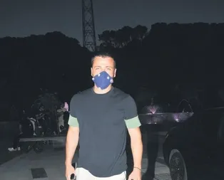 Dostlarıyla buluştu