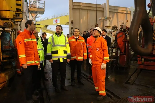 Bakan Berat Albayrak, Türkiye’nin ilk sondaj gemisini inceledi - 13