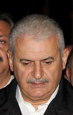 Başbakan Yıldırım: En ufak bir geri adım yok