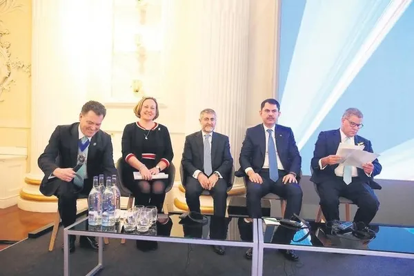 tarihe-gecen-anlasma-21-milyar-euro-ingiltere-bu-zamana-kadarki-en-buyuk-altyapi-finansmanini-turkiyeye-saglad-1647582606771.jpeg Tarihe geçen anlaşma: 2.1 milyar euro! İngiltere bu zamana kadarki en büyük altyapı finansmanını Türkiye'ye sağladı-3
