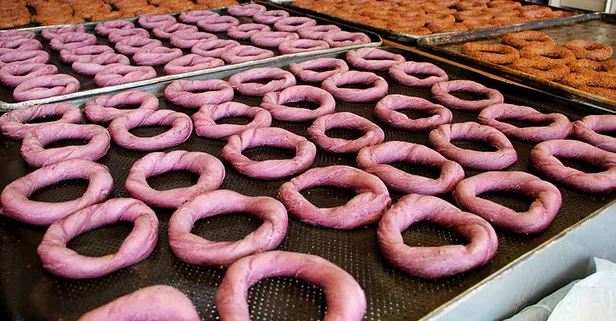 Mor simit üretildi! Bu simit Diyabete ve tansiyona iyi geliyor!