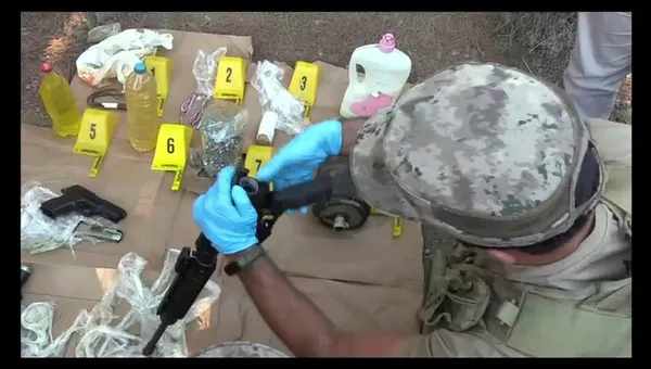 Son dakika: İçişleri Bakanı Ali Yerlikaya duyurdu: Eylem hazırlığındaki 10 DEAŞ'lı yakalandı-4