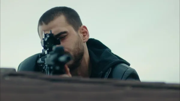 yalniz-kurt-3-bolum-2-fragmani-nefes-kesti-tek-bir-kurt-yeter-bana-1644265737638.jpg Yalnız Kurt 3. bölüm 2. fragmanı nefes kesti: “Tek bir kurt yeter bana!”-2