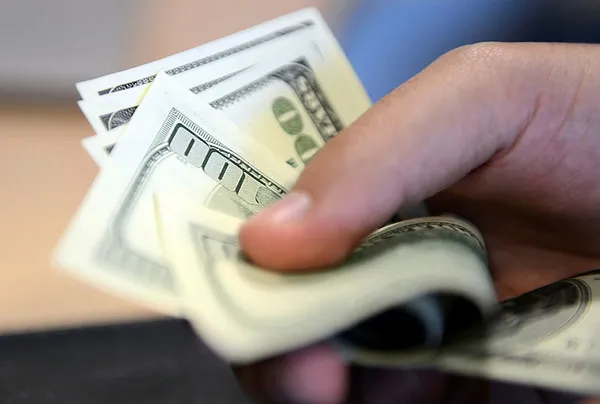 Merkez Bankası'nın faiz kararına doların ilk tepkisi-2