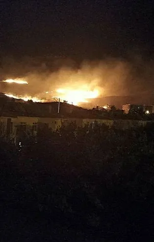 Gökçeada'da meralık alanda yangın