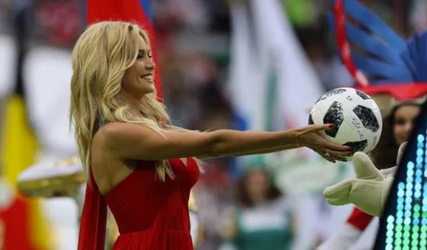 Viktorija Lopyreva transfer bombasını patlattı! İşte yeni takımı...-4