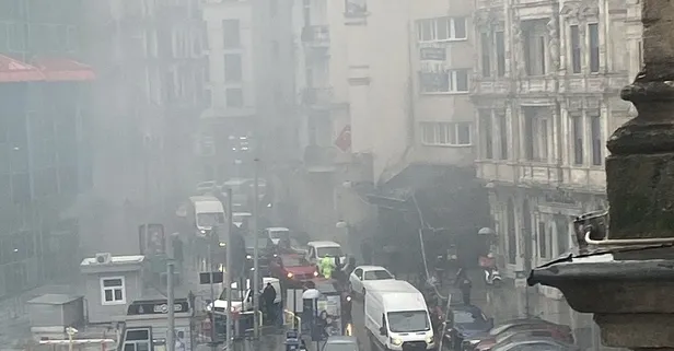 İstiklal Caddesi'nde restoranda yangın