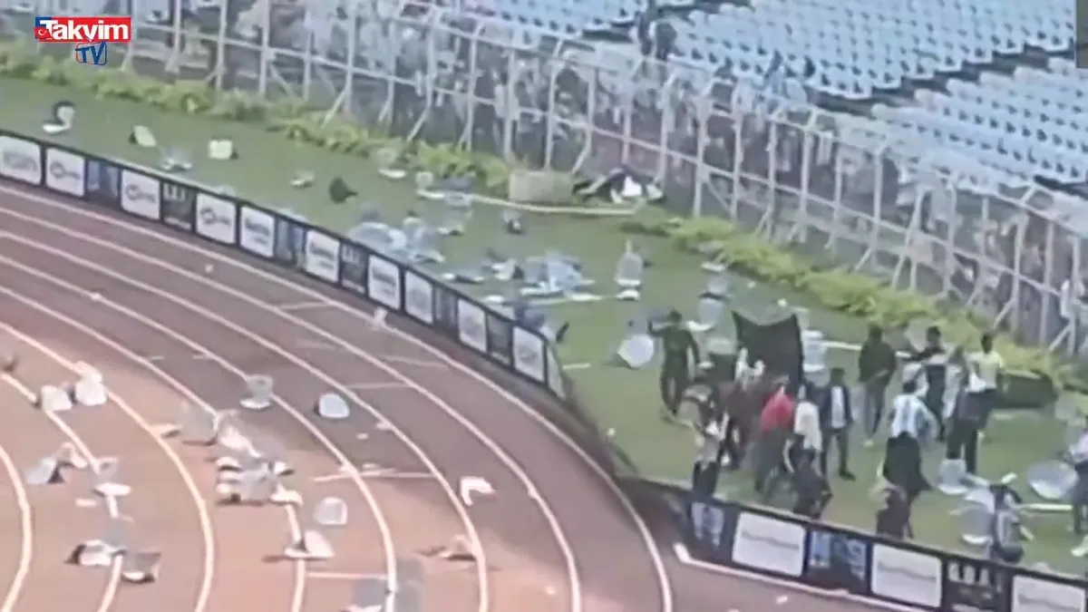 Hindistan’da messi izdihamı: 20 dakikalık ziyaret tepki çekti