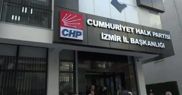 İzmir’de CHP’ye istifa şoku! Dikili İlçe Başkanı ve yöneticileri istifa etti