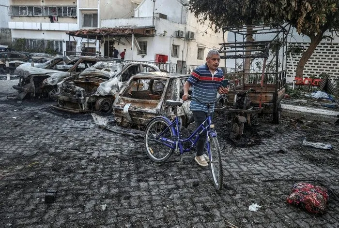 kanada-da-abd-gibi-seytanin-avukatligina-soyundu-soykirimci-israile-arka-ciktilar-hastane-saldirisi-sonrasi-ak-1697787310145.jpeg Kanada da ABD ve İngiltere gibi şeytanın avukatlığına soyundu! Soykırımcı İsrail'e arka çıktılar: Katili aklama telaşı-6