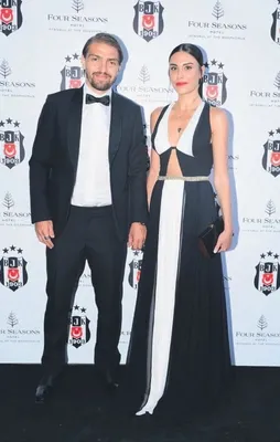 Dişi Kartallar şıkır şıkır