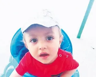 Aydında 2 tonluk demir kapının altında kalan 3 yaşındaki Eymen kurtarılamadı