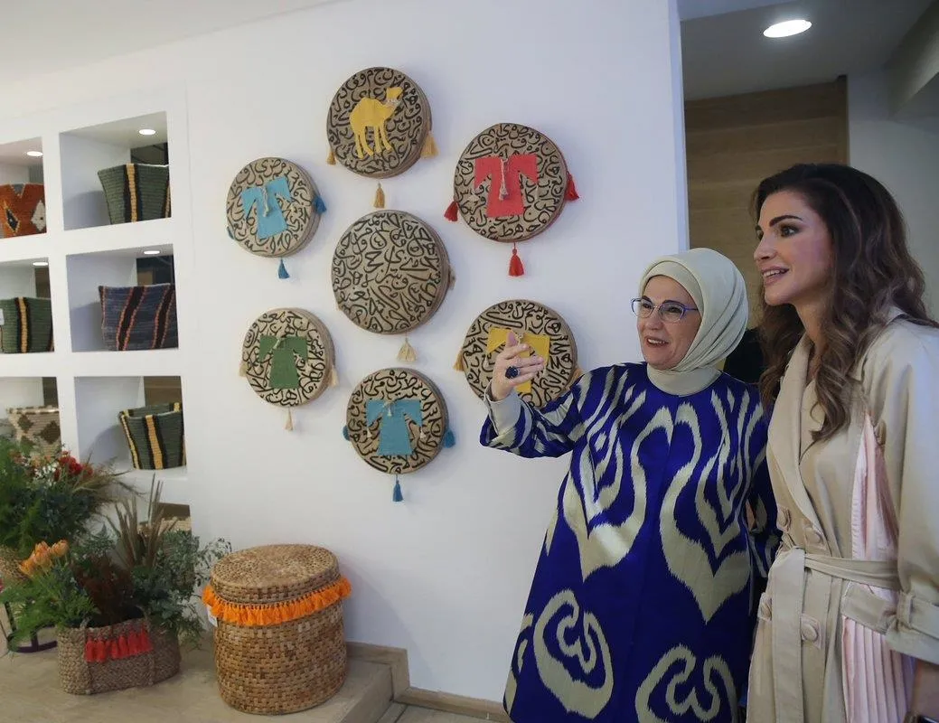 Emine Erdoğan, Rania el-Abdullah ile görüştü