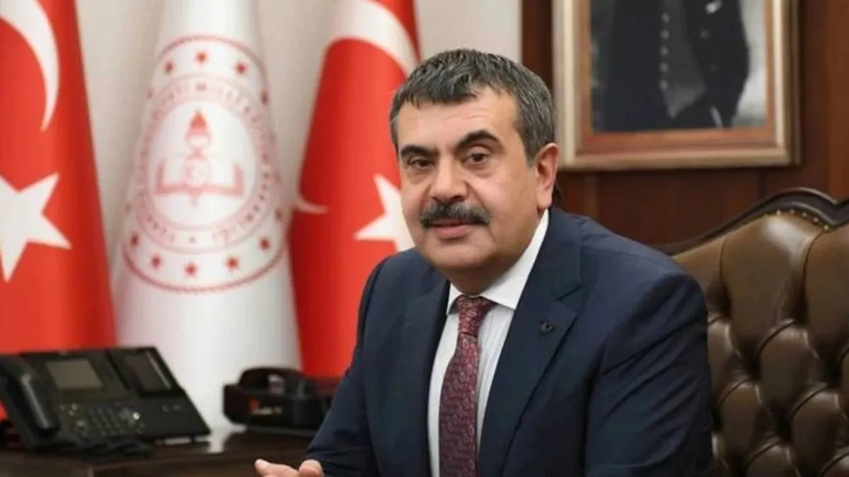 Erteleme iddialarına son noktayı koydu! Milli Eğitim Bakanı Yusuf Tekin'den 20 bin öğretmen ataması açıklaması