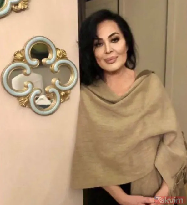 Burcu Özberk sosyal medyayı ateşe verdi! ‘Yine yangınlar yine ben’ diyen Burcu dekolteli beyaz minisiyle ortalığı kasıp kavurdu - 38