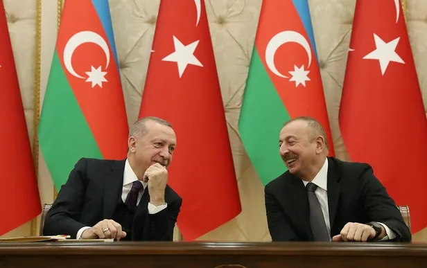 baskan-recep-tayyip-erdogandan-azerbaycan-cumhurbaskani-ilham-aliyeve-tebrik-destegimiz-kesintisiz-devam-edecek-1636561132022.jpeg Başkan Recep Tayyip Erdoğan'dan Azerbaycan Cumhurbaşkanı İlham Aliyev'e tebrik: "Desteğimiz kesintisiz devam edecek"-3