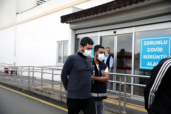 kiz-arkadasinin-evine-gitti-pencereden-dusup-oldu-kiz-arkadas-ablasi-ve-3-erkek-tutuklandi-1636017365629.jpg Kız arkadaşının evine gitti pencereden düşüp öldü! Kız arkadaş ablası ve 3 erkek tutuklandı-4