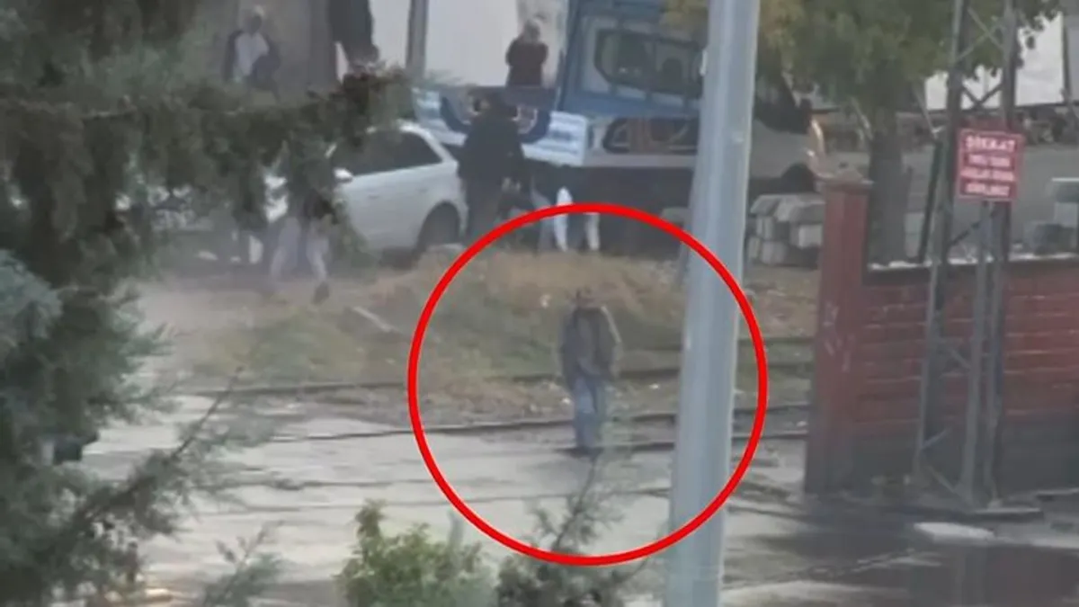 Batman'da polise bıçakla saldıran PKK sempatizanına operasyon köpeği müdahale etti