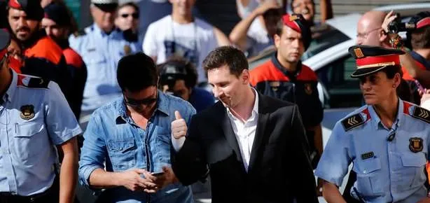 Messi ve babası mahkemeye çıktı