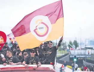 Sarıyla kırmızıyla alnının akıyla